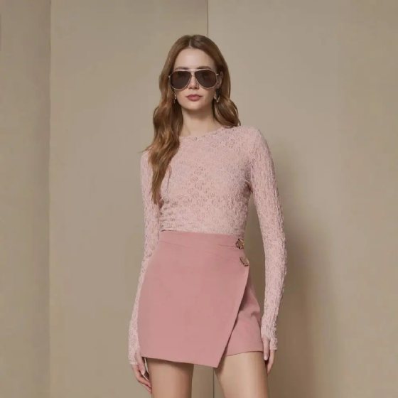 Blusa Mg Longa Justa Em Renda