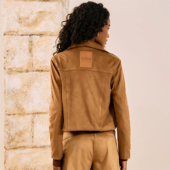 Jaqueta Cropped Em Camurça