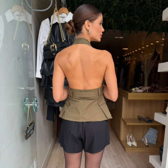 Blusa Frente Única C/Fivela