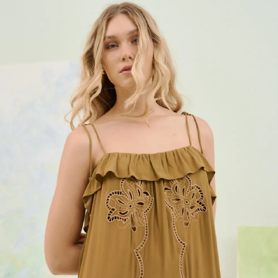 Vestido Bordado