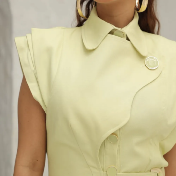 Vestido Sarja Curto Detalhe Cinto