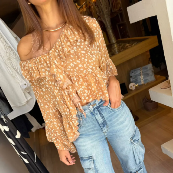 Blusa Fluída C/Babados Ani Print