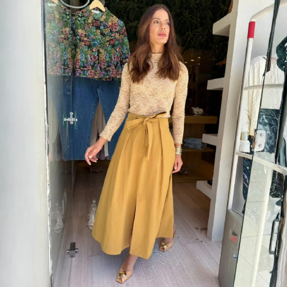 Blusa De Renda Gola Alta