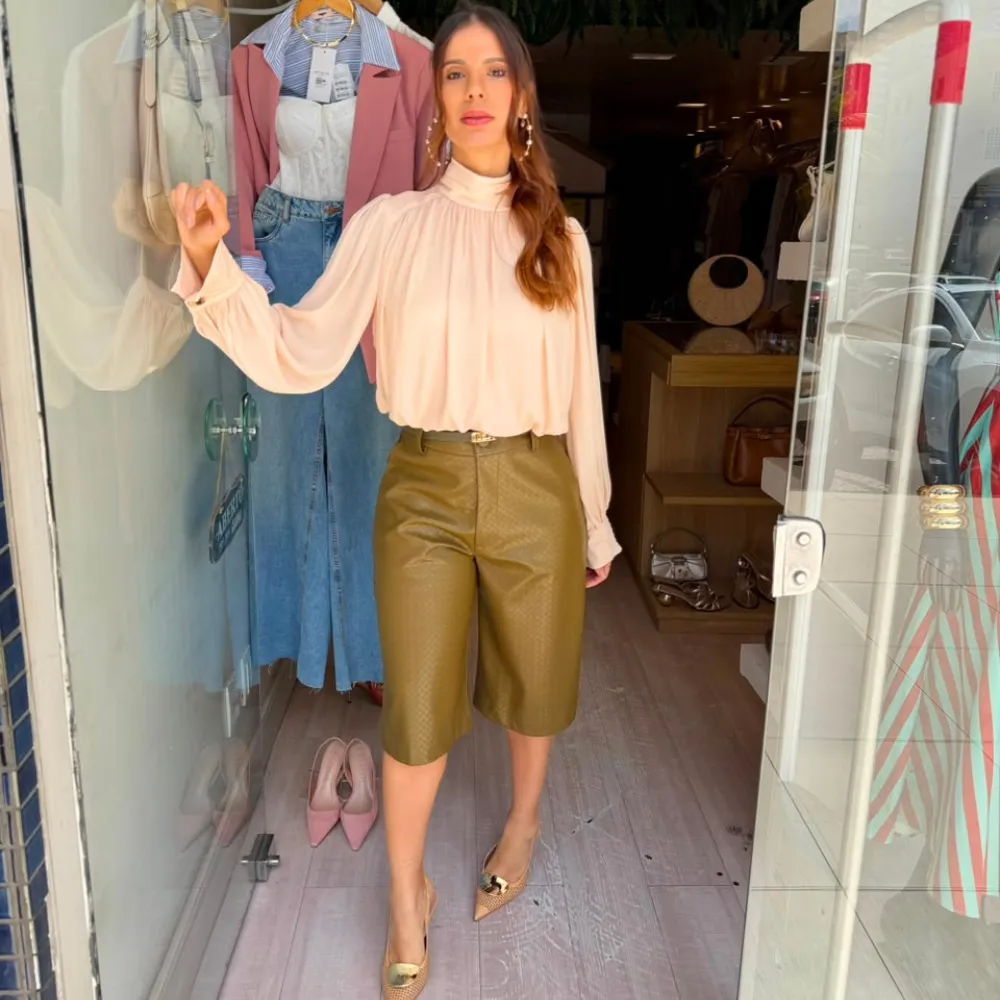 Blusa Balonê Gola Alta C/Nervuras